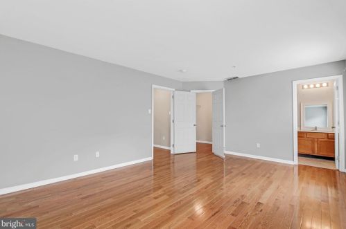 2724 Shelburne Rd, Downingtown PA  19335-6015 exterior