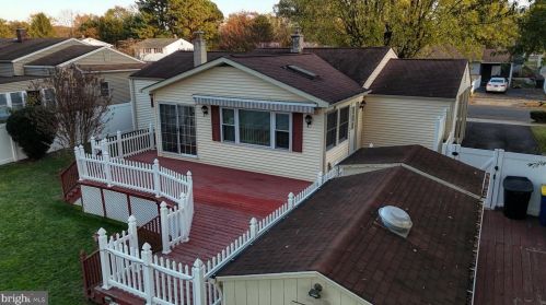 975 Carvel Dr, Dover DE  19901-6685 exterior