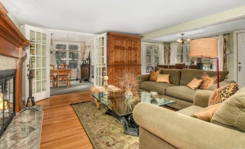 7 Sunken Meadow Rd, Northport NY  11768-2718 exterior