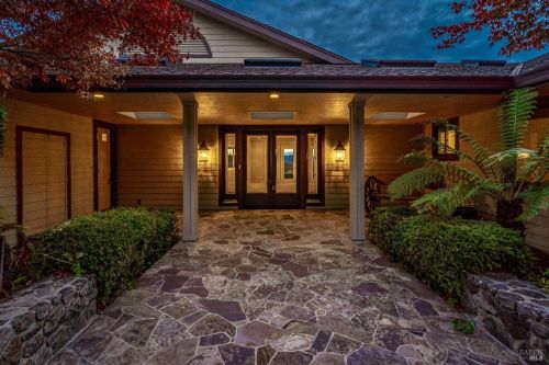 4933 Harville Rd, Santa Rosa CA  95409 exterior