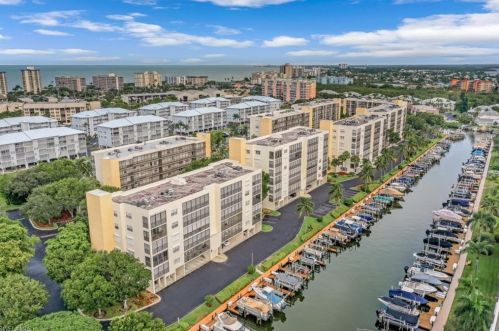 4411 Bay Beach Ln, Fort Myers Beach, FL 33931-5919