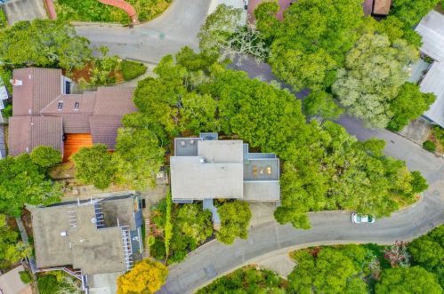 95 Colorados Dr, Millbrae CA  94030-2107 exterior