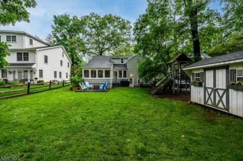 152 Paterson Rd, Fanwood NJ  07023-1012 exterior