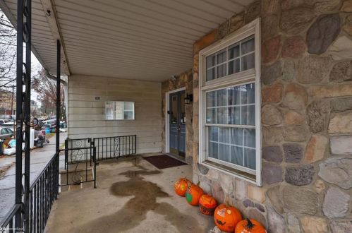 1337 Washington St, Easton PA  18042-4764 exterior