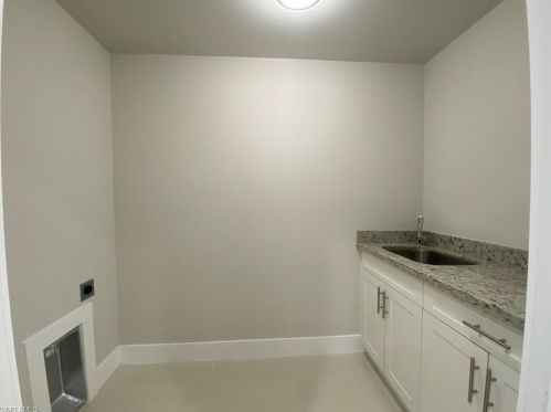 1702 13 St, Lehigh Acres FL 33972-8758 exterior