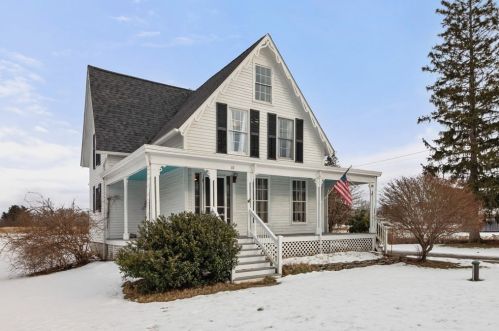 10 Singletary Ave, Sutton, MA 01590-1842