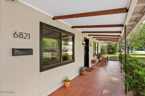 6821 11th Ave, Phoenix, AZ 85013-1017