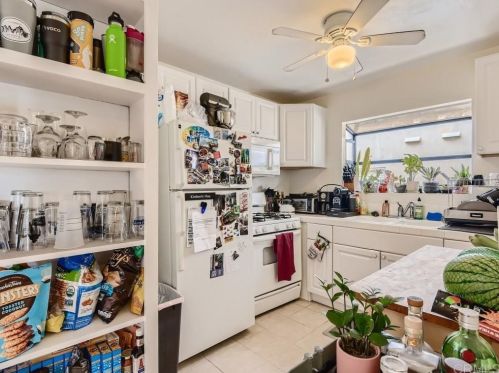 4083 Kendall St, San Diego CA 92109-6505 exterior