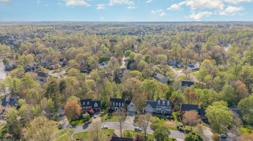 5317 Highstream Ct, Greensboro NC  27407-5825 exterior