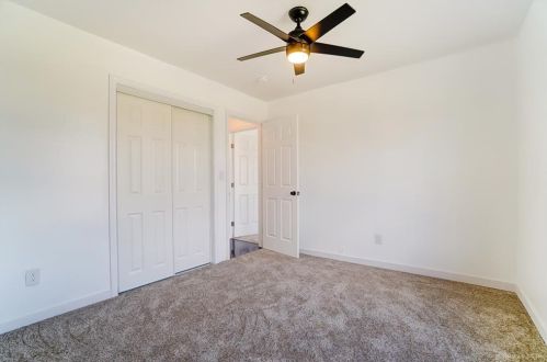 1814 Ashley Dr, Miamisburg OH  45342-3509 exterior