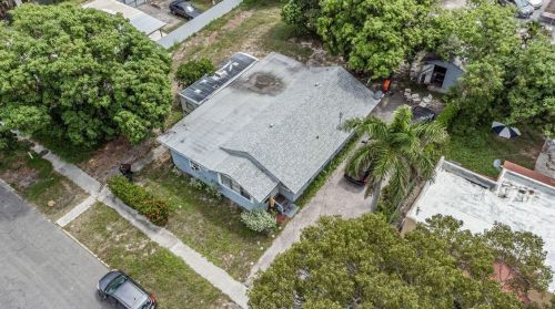 4010 Gdn Ave, West Palm Beach FL  33405-2578 exterior