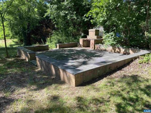 6417 Hillsboro Ln, Crozet VA  22932-3322 exterior