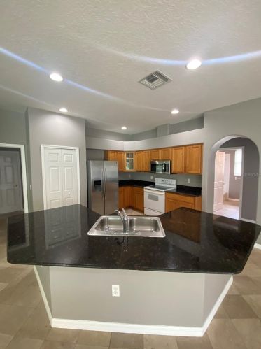 4206 Sandy Shores Dr, Lutz FL  33558-9700 exterior