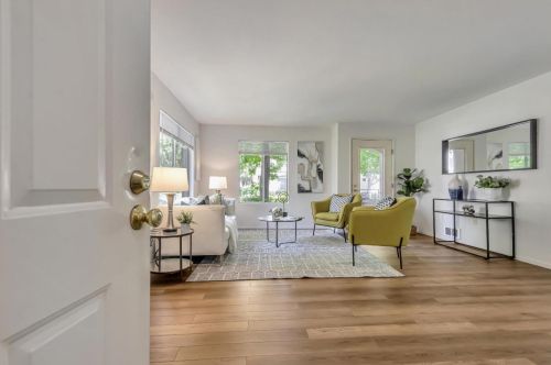 725 Applause Pl, San Jose, CA 95134-2608