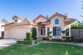 1147 Hogan Ave, Fresno, CA 93730-5905