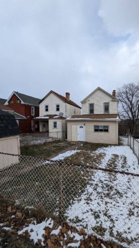 2446 Dewey St, Whitaker PA  15120-2610 exterior