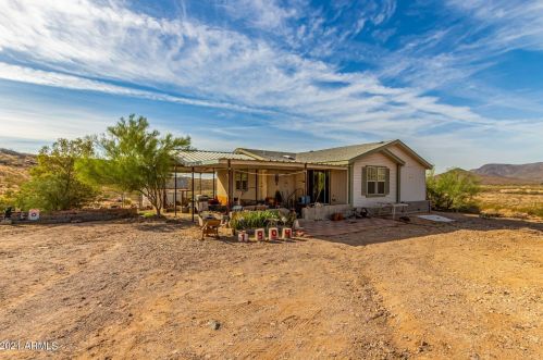 1904 388th Ave, Tonopah, AZ 85354-9117