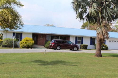 832 Fleming Dr, Belle Glade, FL 33430-4334