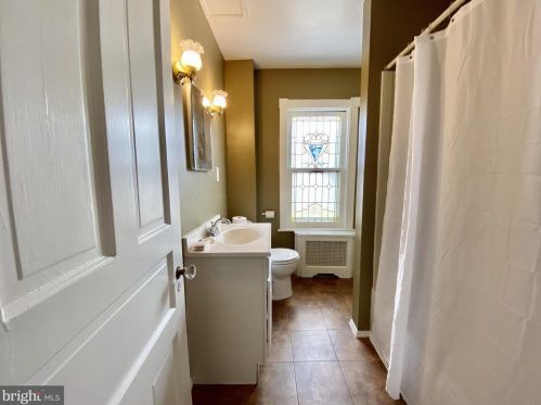 308 Cooper St, Camden NJ  08108-2223 exterior