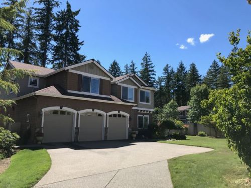 8838 Ellsworth Ct, Olympia, WA 98516-3883