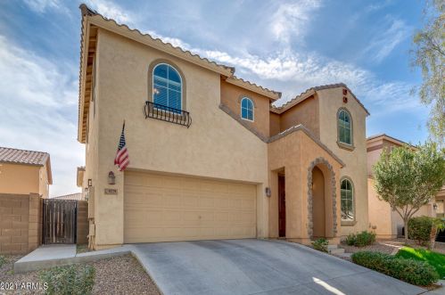 4229 Vest Ave, Gilbert, AZ 85295-6145