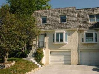 3412 Sutherland Dr, Lexington, KY 40517-2827