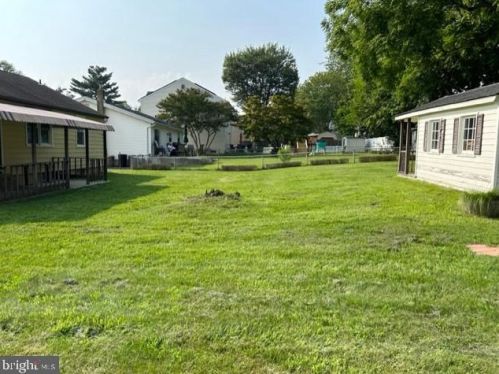 300 Highland Ter, Holmes PA  19043-1310 exterior