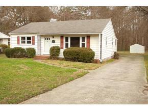2206 Carver St, Durham, NC 27705-2713
