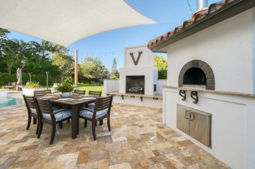 9979 Osprey Pointe Dr, Hobe Sound FL  33455-3023 exterior