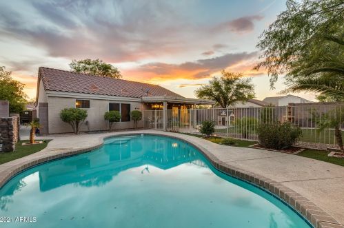 17813 113th Ave, Sun City, AZ 85378-6940