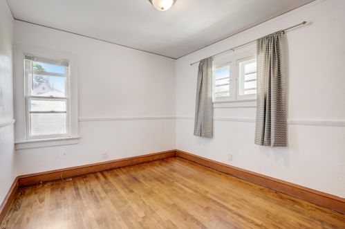 2963 52, Milwaukee WI 53210-1610 exterior