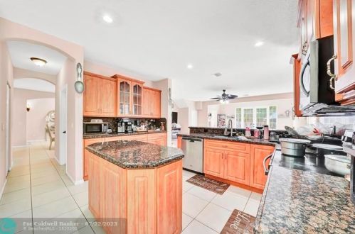 1578 191st Ave, Hollywood FL  33029-6149 exterior