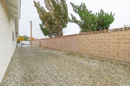 41619 45 St, Lancaster CA 93536-2952 exterior