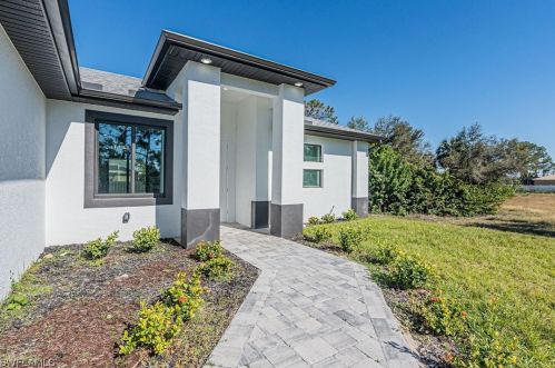 4125 19th Pl, Cape Coral FL  33904-8037 exterior