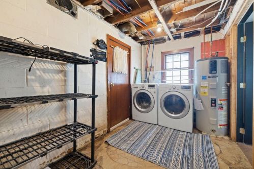 47 Great Pond Rd, Kingston NH  03848-3741 exterior