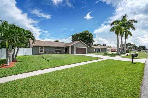 109 Madrid St, West Palm Beach, FL 33411-1145