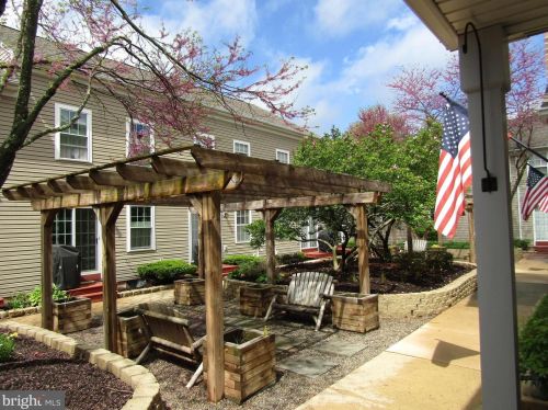 5010 Rebecca Fell Dr, Gardenville PA  exterior