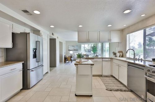 4266 Cartulina Rd, San Diego CA 92124-2102 exterior