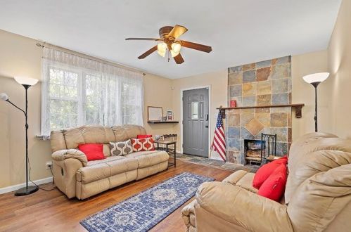 2536 Delaware Ave, Pittsburgh, PA 15218-1731