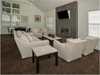 3201 Allerton Cir, Greensboro NC  27409-9715 exterior