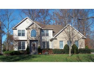 2374 Glenwood Ln, Avon, OH 44011-4711