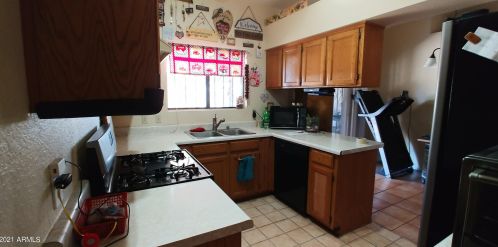 2857 Canyon View Dr, Sierra Vista, AZ 85650-6837