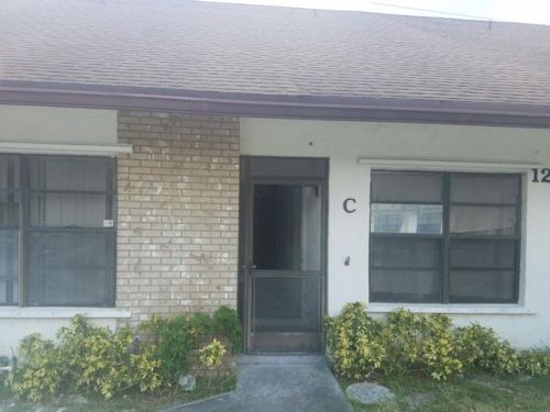 1220 Parkside Green Dr, West Palm Beach, FL 33415-1435
