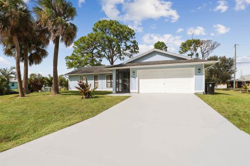 1349 Patricia Ave, Fort Pierce, FL 34953-4904