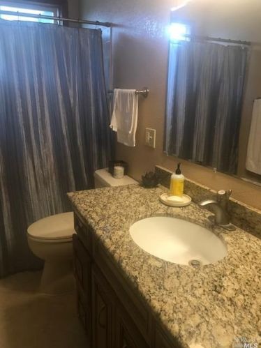 2271 Melbrook Way, Santa Rosa, CA 95405-6721