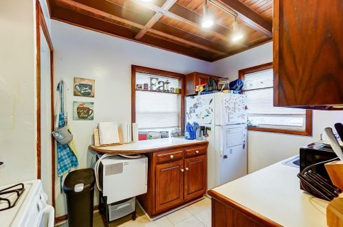 2933 Feltz Ave, Cincinnati OH  45211-4923 exterior