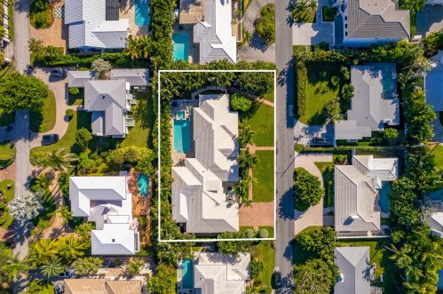 1215 Crestwood Dr, Delray Beach FL  33483-7211 exterior