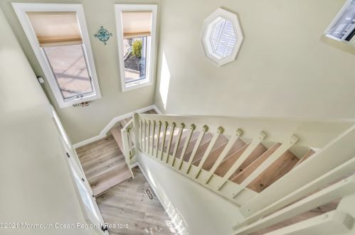 406 Eisenhower Ave, Pelican Island NJ  08751-1625 exterior