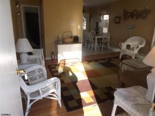 201 12th St, Brigantine City NJ  08203-3216 exterior