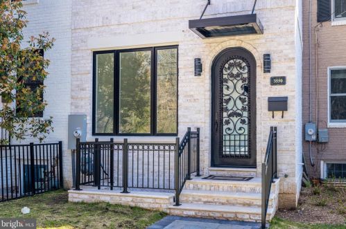 3550 Whitehaven Pkwy, Washington, DC 20007-2256